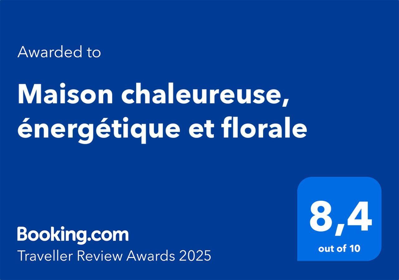 Maison Chaleureuse, Energetique Et Florale Шербрук Екстериор снимка